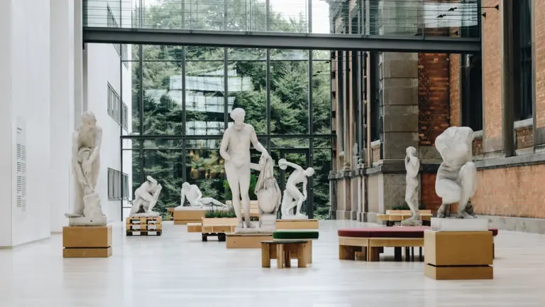 Anish Kapoor im Lehmbruck Museum: Monumentale Schau bis Oktober 2026
