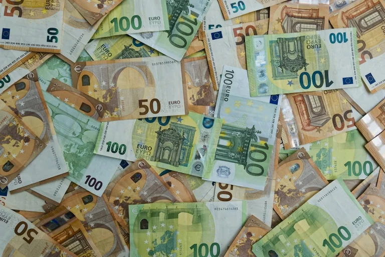 EZB im September: Was 25 Basispunkte für Haushalte bedeuten