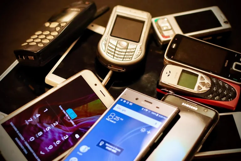 In Aachen wird das alte Handy zur Hilfe für Ghana