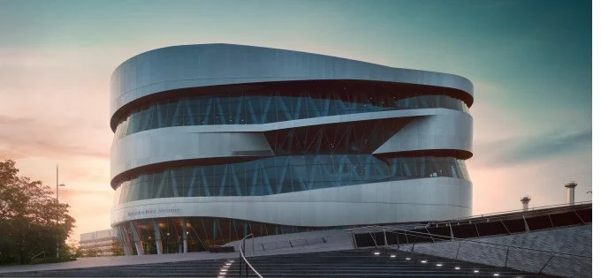 Stuttgart: Tagesticket im Mercedes-Benz Museum – Einlass bis 17:20 Uhr