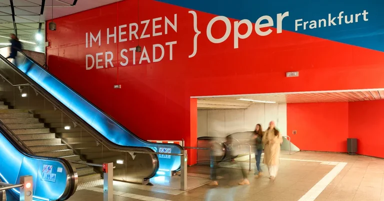 Frankfurt: Blick hinter die Kulissen des Opernhauses